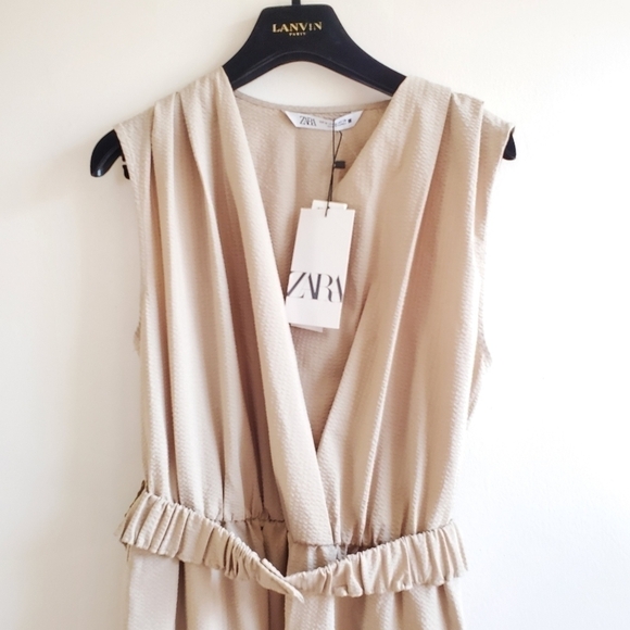 New Zara Textured Linen Blend V-Neck Sleeveless Belted Tan Jumpsuit NWT Size M - Picture 11 of 16